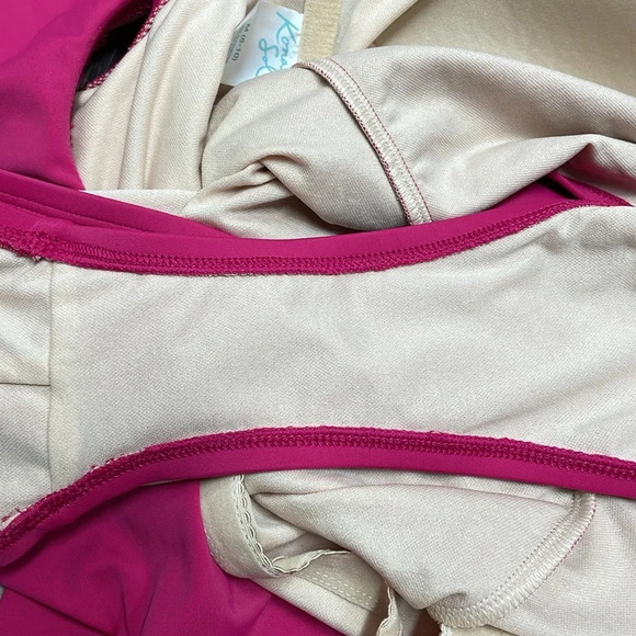 NWOT Kona Sol Ruffle One Shoulder Full Coverage One Piece Swimsuit M (8-10) - Picture 16 of 16